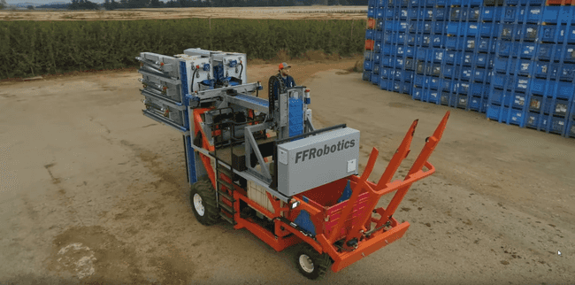 яблочный робот 1